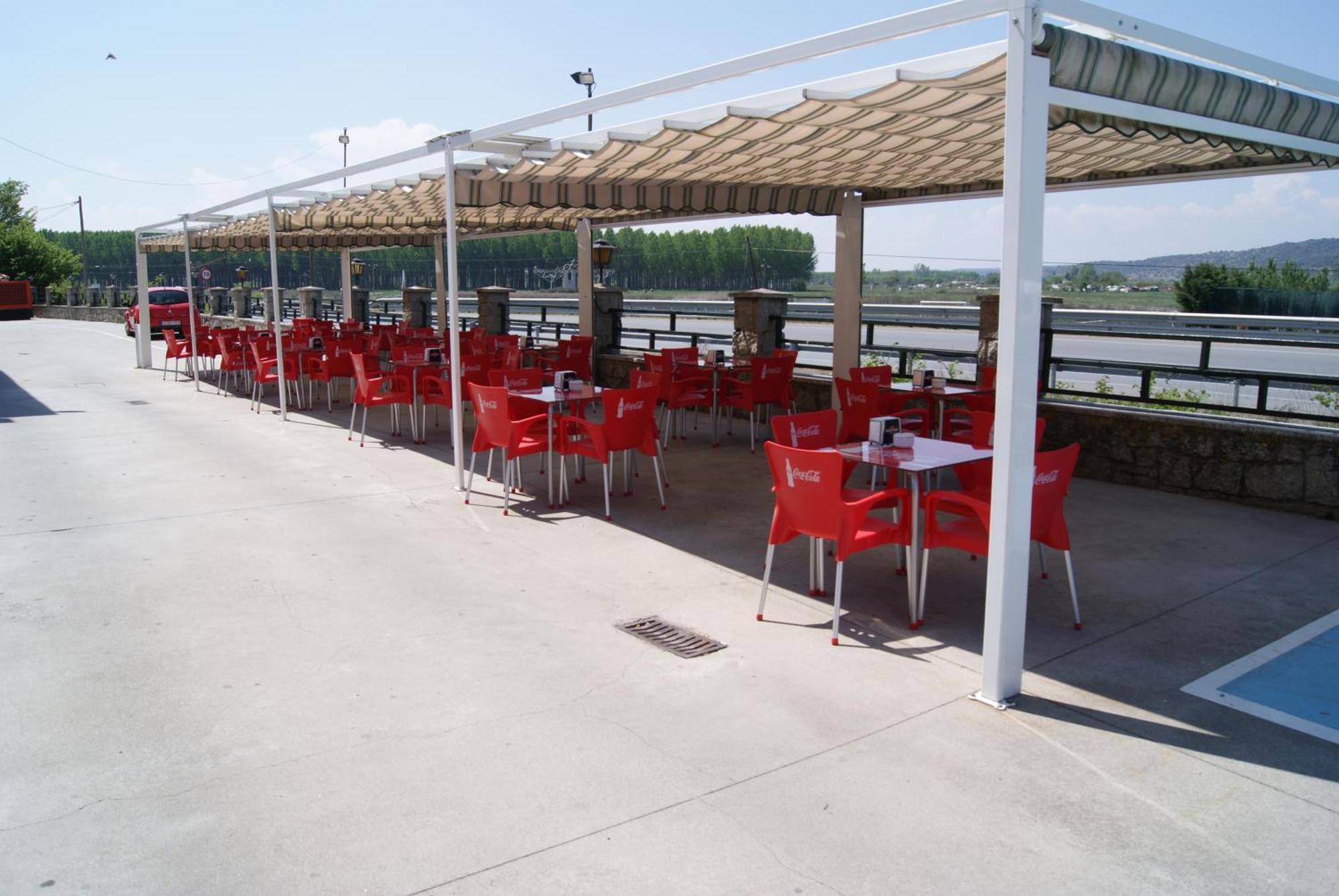 Hotel Alameda Alba De Tormes Luaran gambar