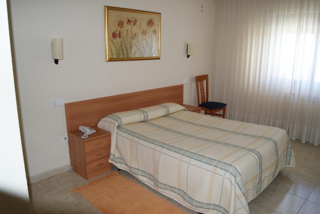 Hotel Alameda Alba De Tormes Luaran gambar